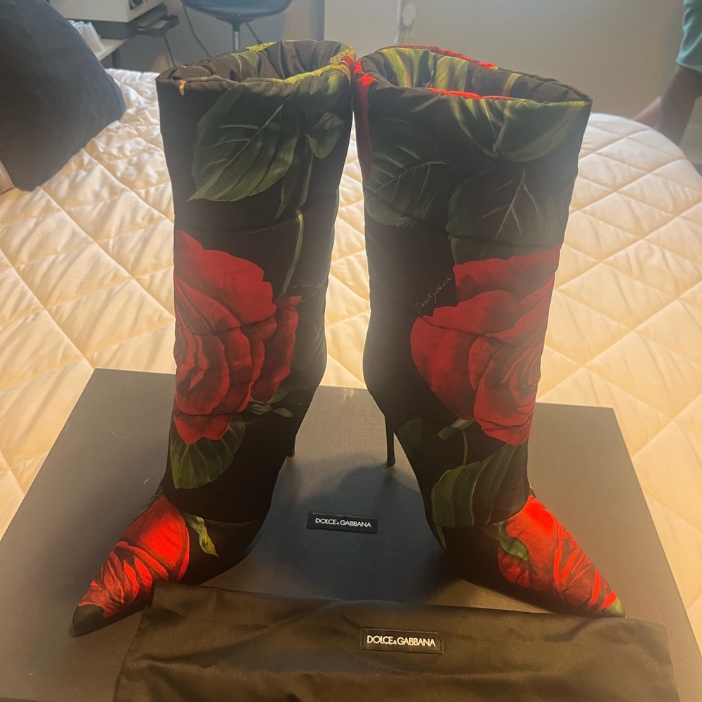 Dolce & Gabbana Rose Padded Nylon Boots